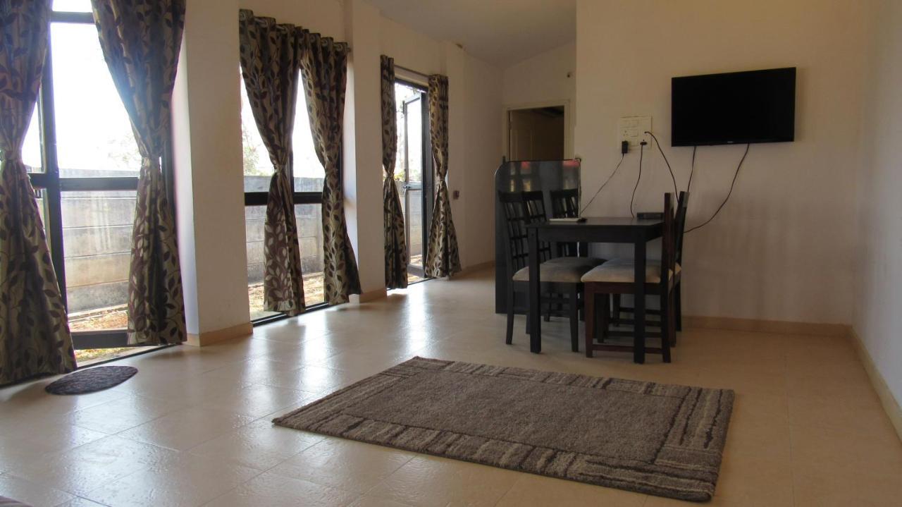 Retreat Chalets, The Nest, At Sparsh Resorts, Karjat Esterno foto