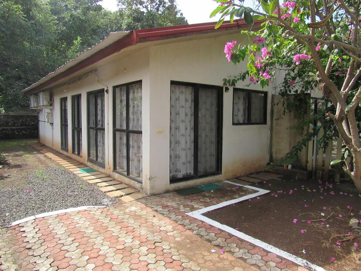 Retreat Chalets, The Nest, At Sparsh Resorts, Karjat Esterno foto