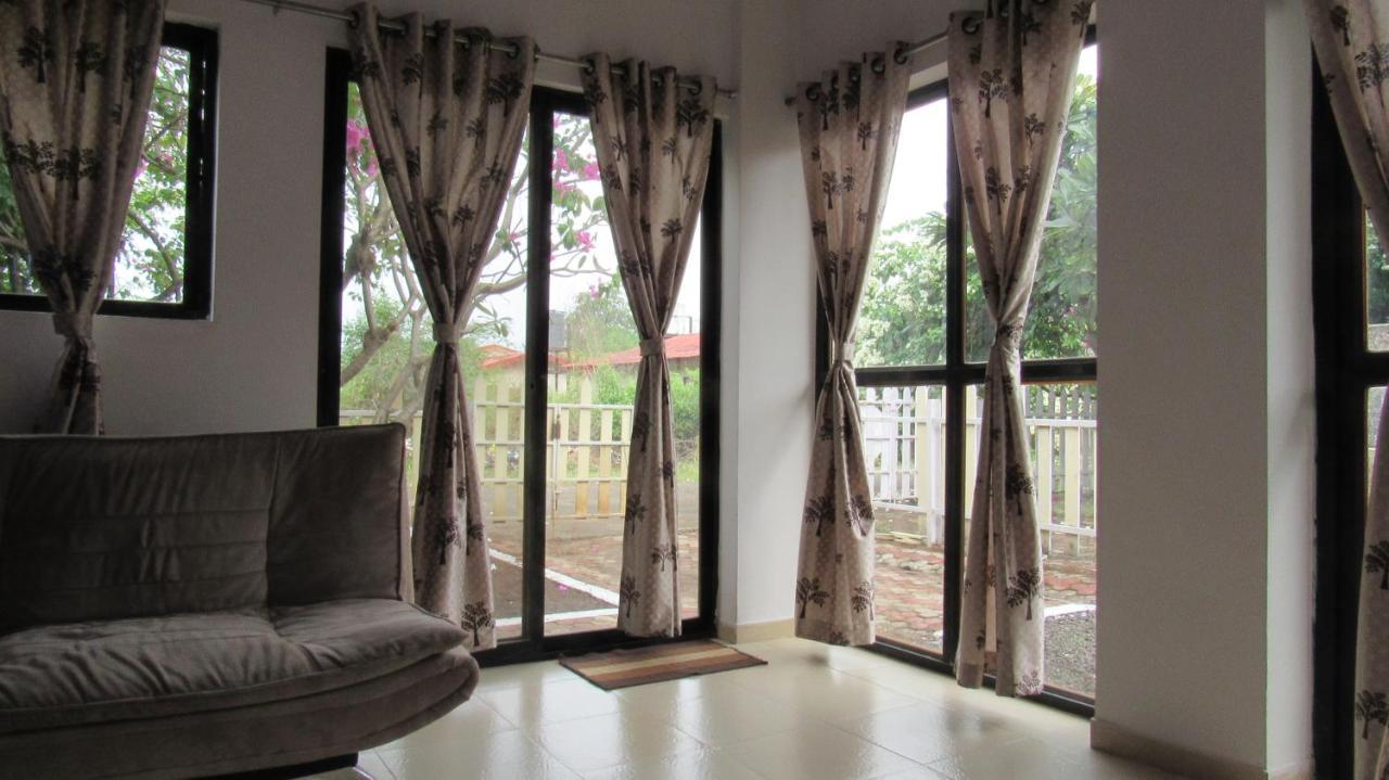 Retreat Chalets, The Nest, At Sparsh Resorts, Karjat Esterno foto